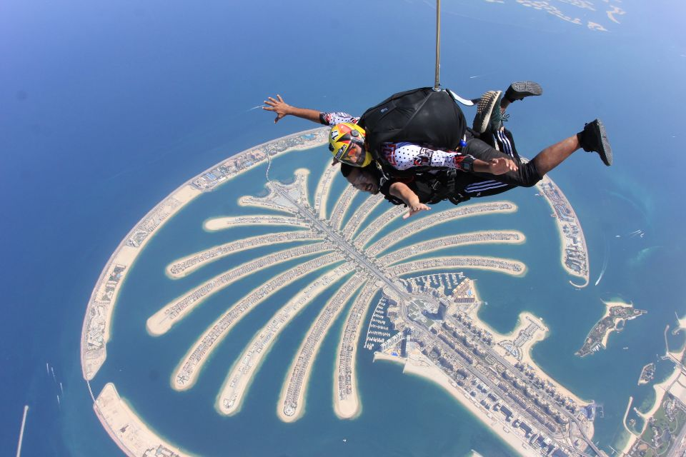 SkyDive Dubai, Image from GetYourGuide.com